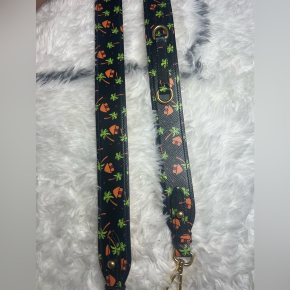 🛑 SOLD 🛑 Prada Saffiano Leather Stampata Strap - Picture 3 of 5